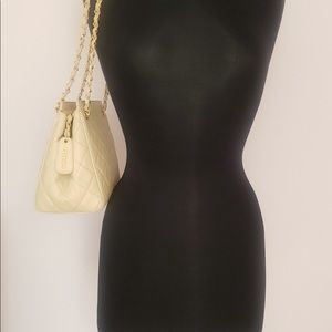 Chanel lambskin quilted tote